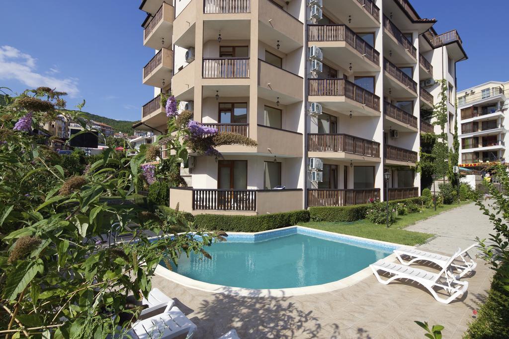 Mars Apartments In Complex Shipka Sveti Vlas Eksteriør bilde